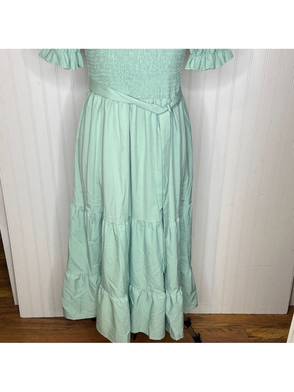Chic Mint Midi Dress NWT Medium - Picture 5 of 14